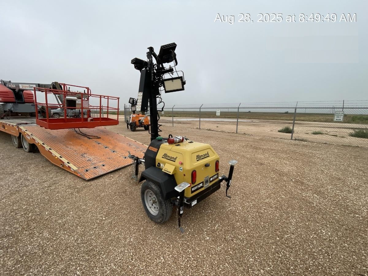 2022 Allmand NLV3GR (4) LED Light Fixture 350W, 23' Vertical Mast, 3kW Prime, Towable, ES Decals, T3