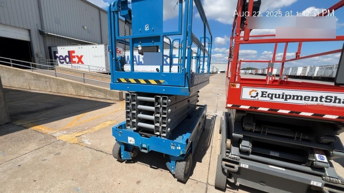 2021 GENIE GS-3246