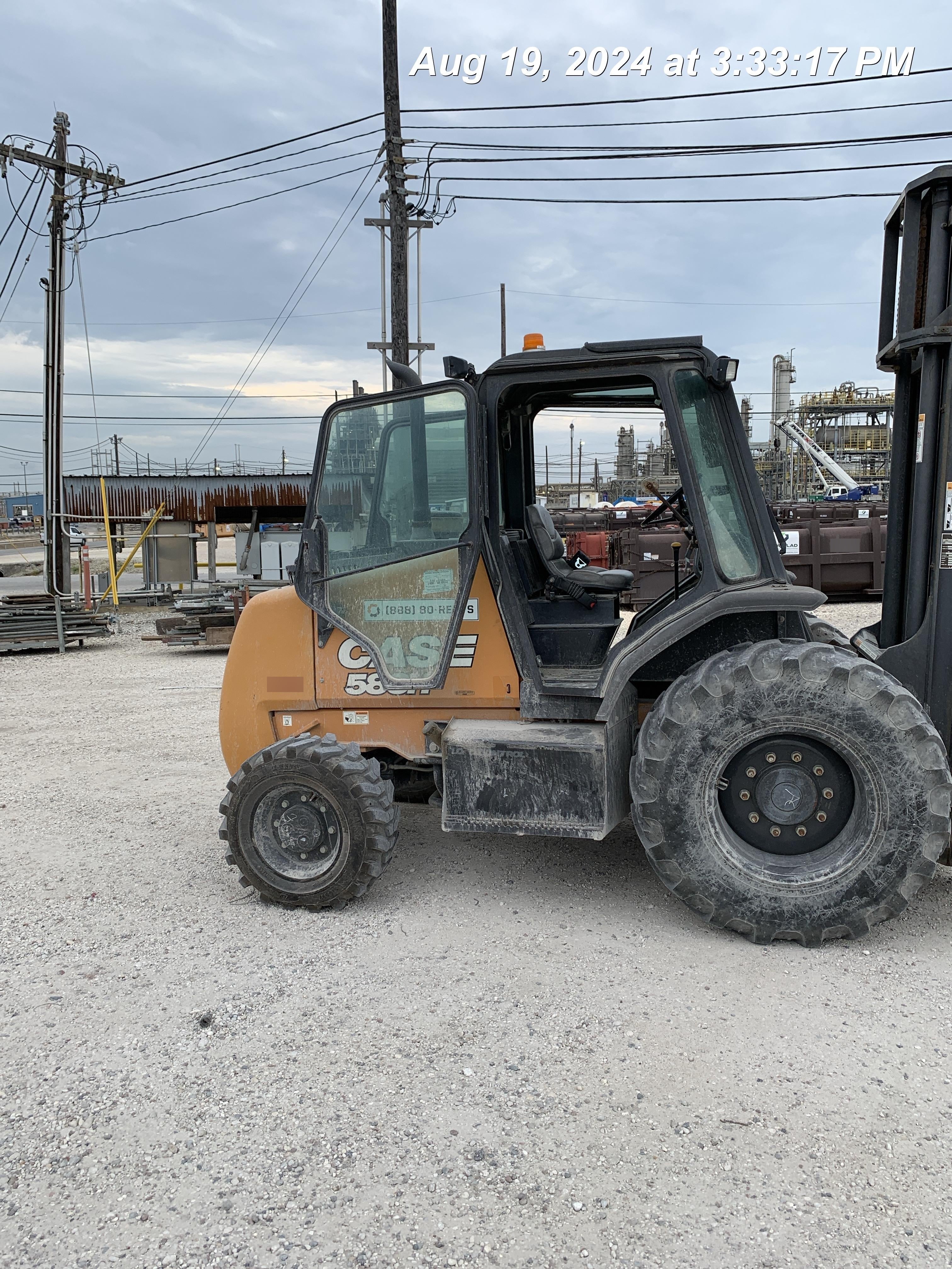 2020 CASE 586H