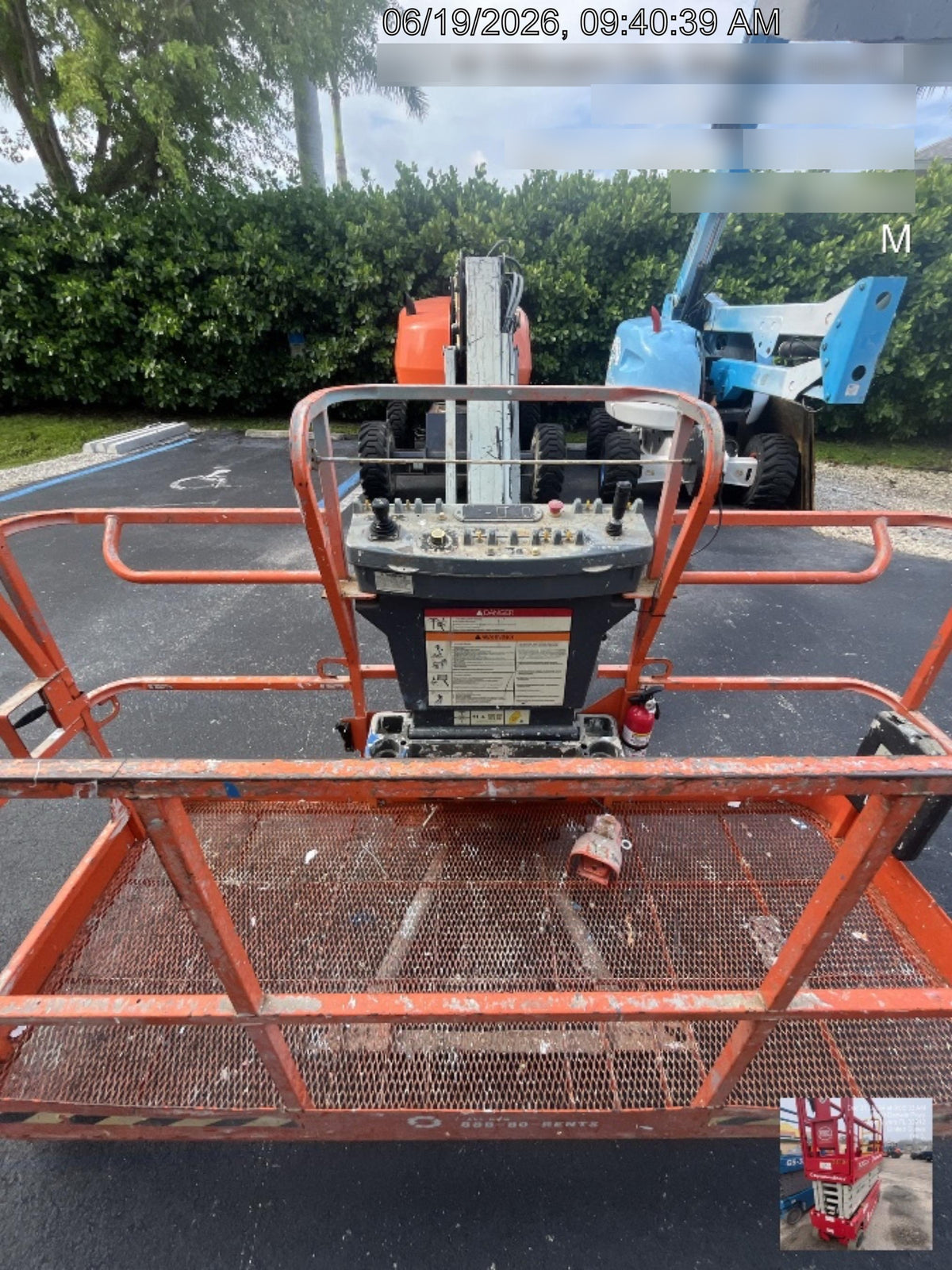 2023 JLG 460SJ