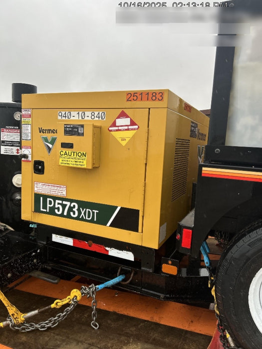 2022 Vac-Tron LP573XDT T4 Koehler Diesel Engine, 500 Gallon Debris Tank, x2 100 Gallon Water Tanks