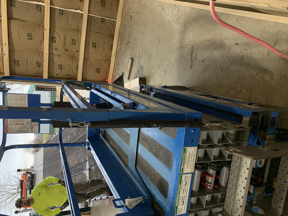 2019 Genie GS-1930 Fixed Rails with Chain Entry