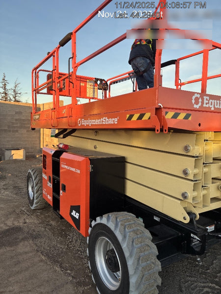 2025 JLG RT4394