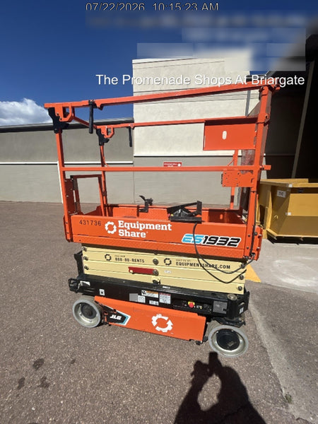 2024 JLG ES1932
