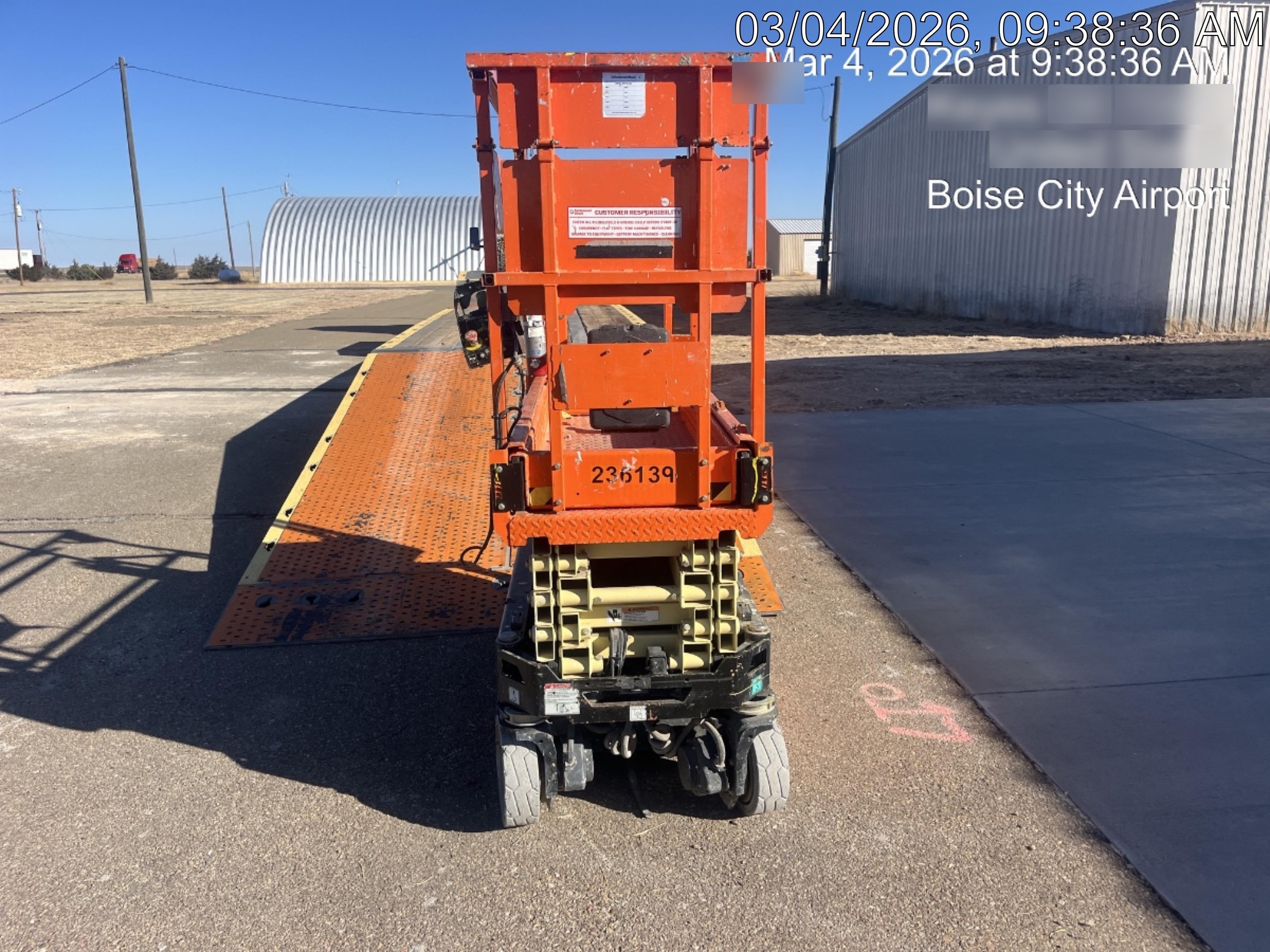 2022 JLG ES1932