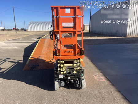 2022 JLG ES1932