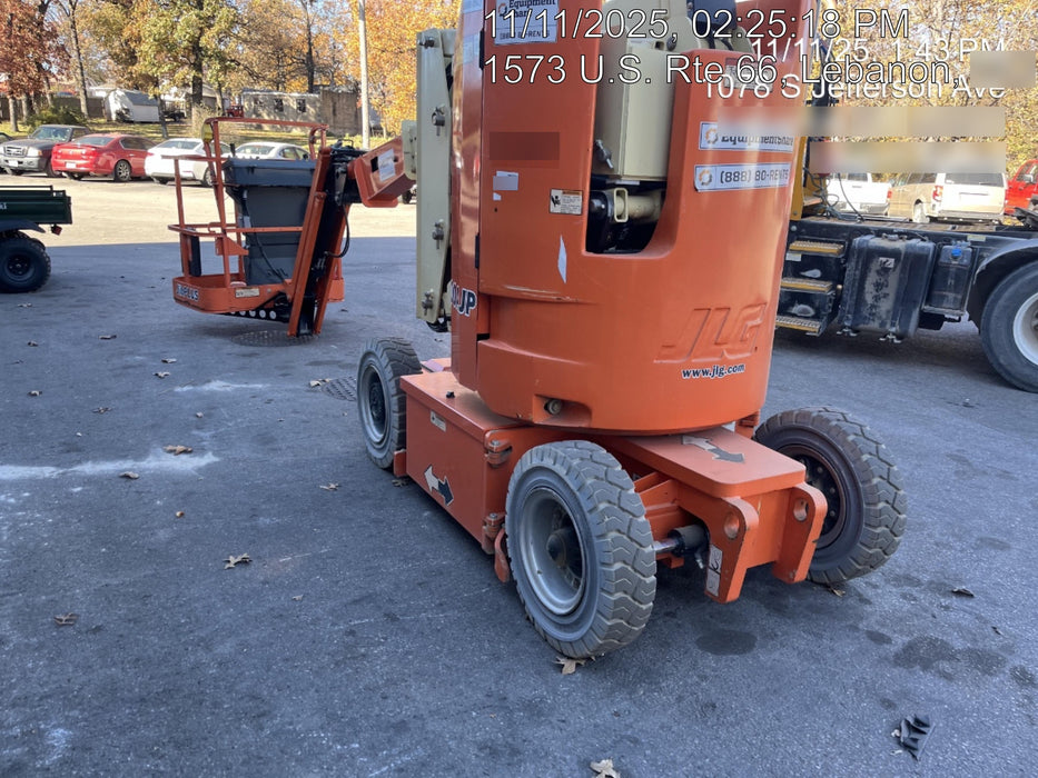 2019 JLG E300AJP