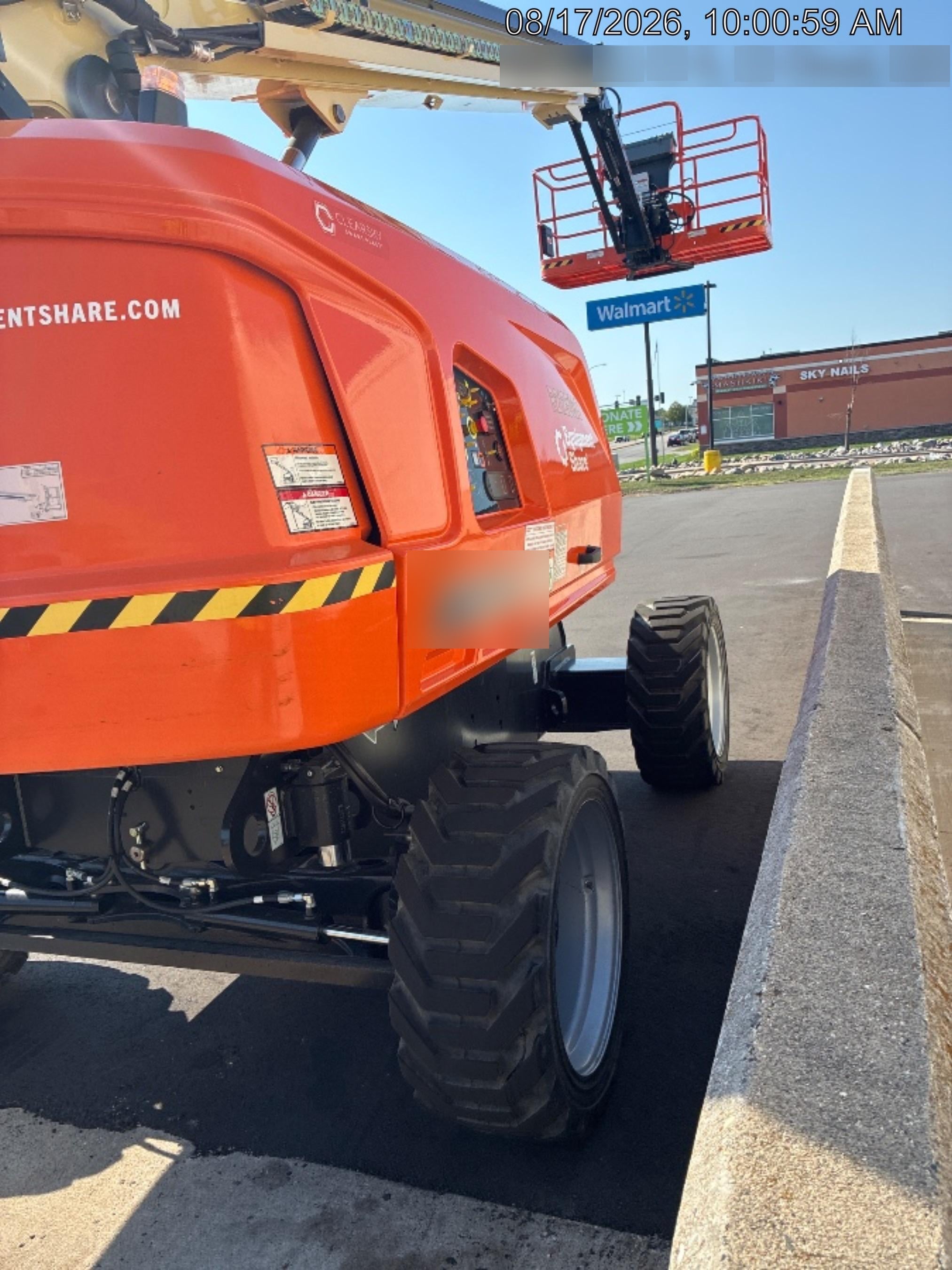 2025 JLG 660SJ