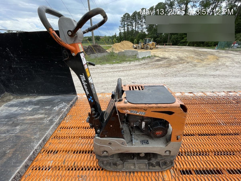 2023 Multiquip MV308GH Honda GX270, 18" Plate, Tachometer