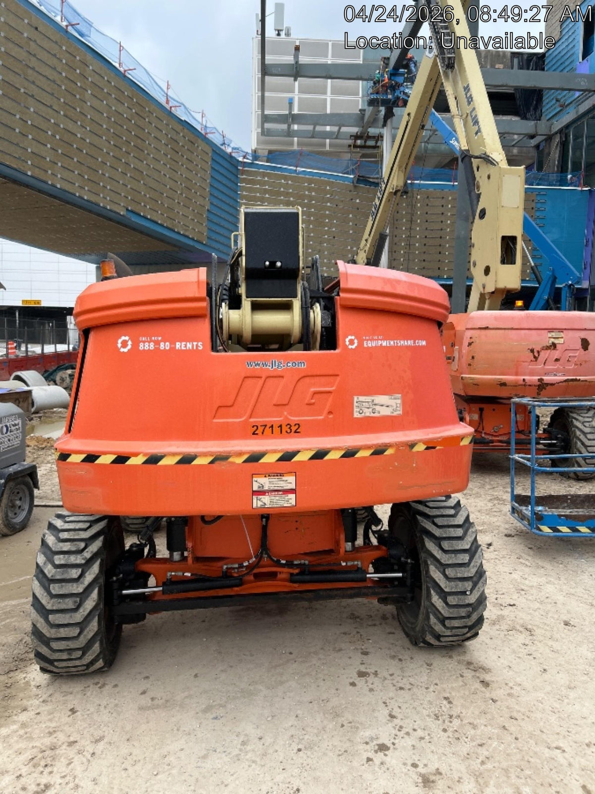 2022 JLG 660SJ