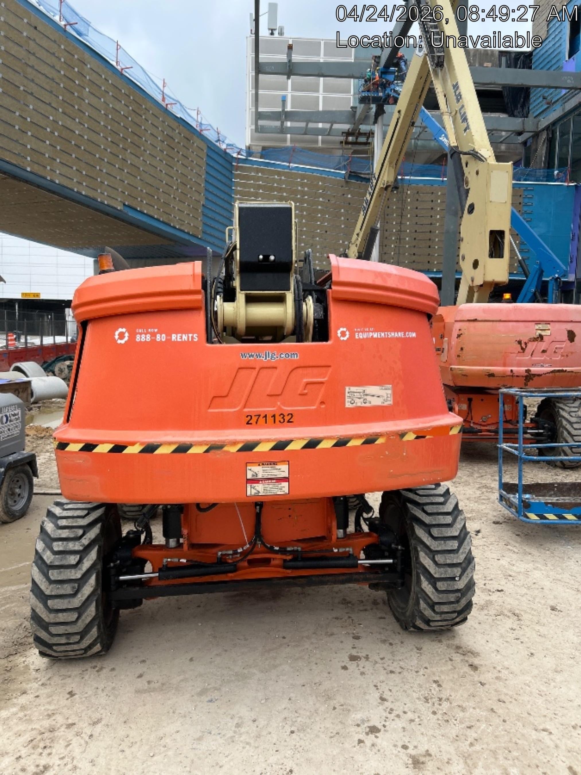 2022 JLG 660SJ
