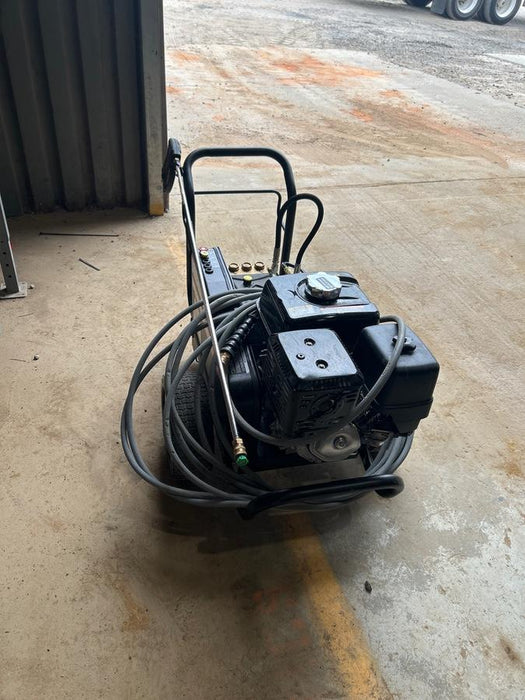 2025 MI-T-M CW-3504-5MGH