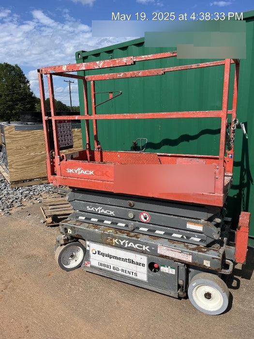 2018 Skyjack SJIII-3219 Skyjack SJIII3219 Scissor Lift w/Trojan Batteries