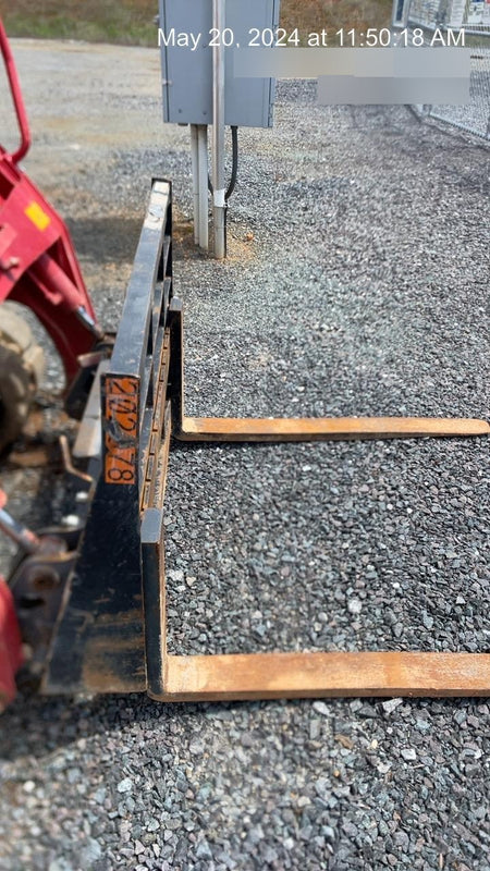 2022 ARROW MATERIAL HANDLING 60" Pallet Forks - Arrow
