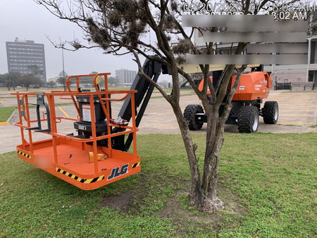 2025 JLG 800AJ