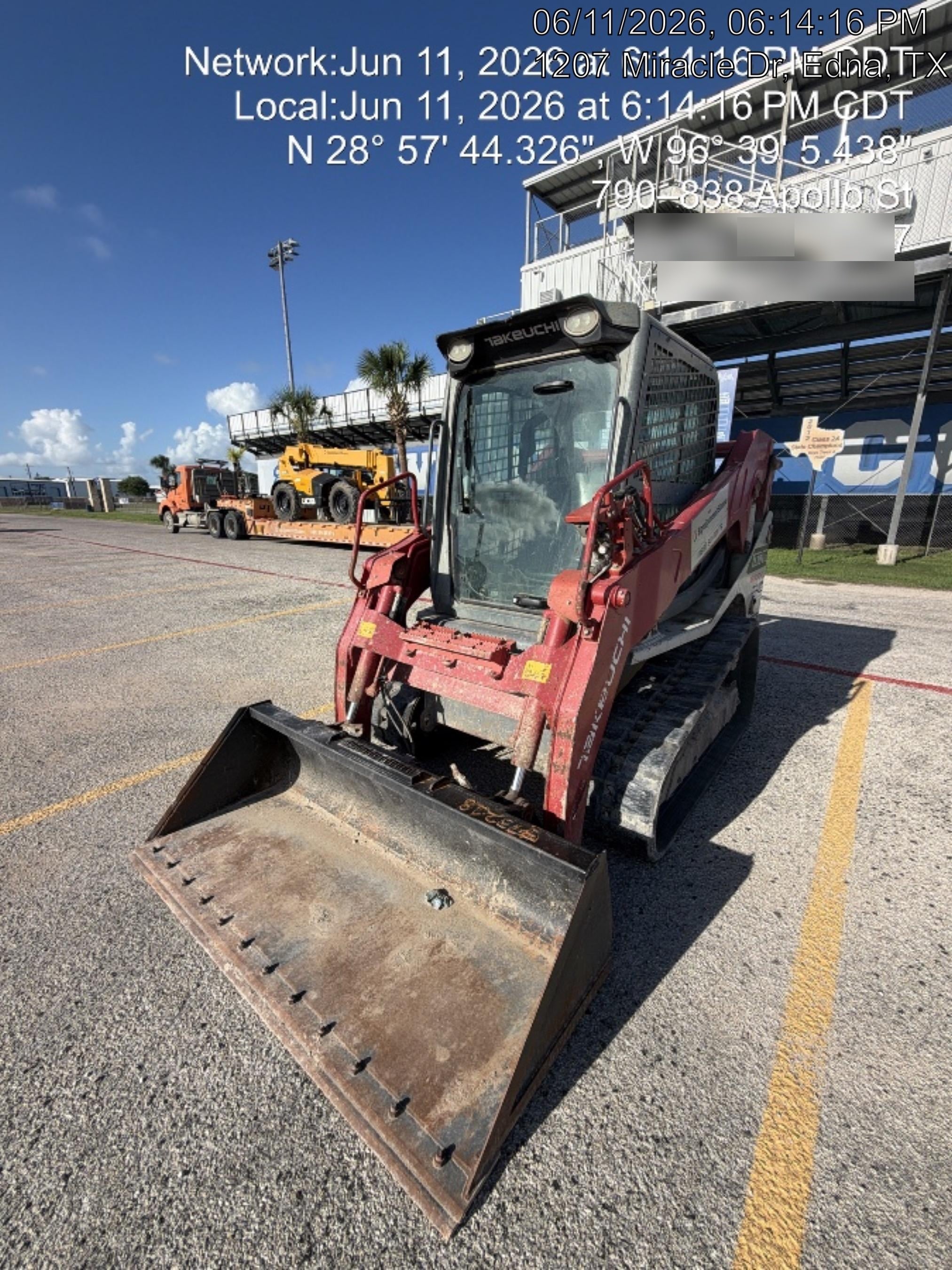 2019 Takeuchi TL10V2-CR Cab/Heat/AC, Rubber Tracks, Backup Alarm, Front & rear working Lights, Auxiliary Hydraulics, 2 Speed Travel, Engine Monitoring System, Hydraulic universal quick hitch w/76" HD smooth dirt bucket with bolt-on edge, 20.3 cubic feet capacity, 48" Pallet forks and frame