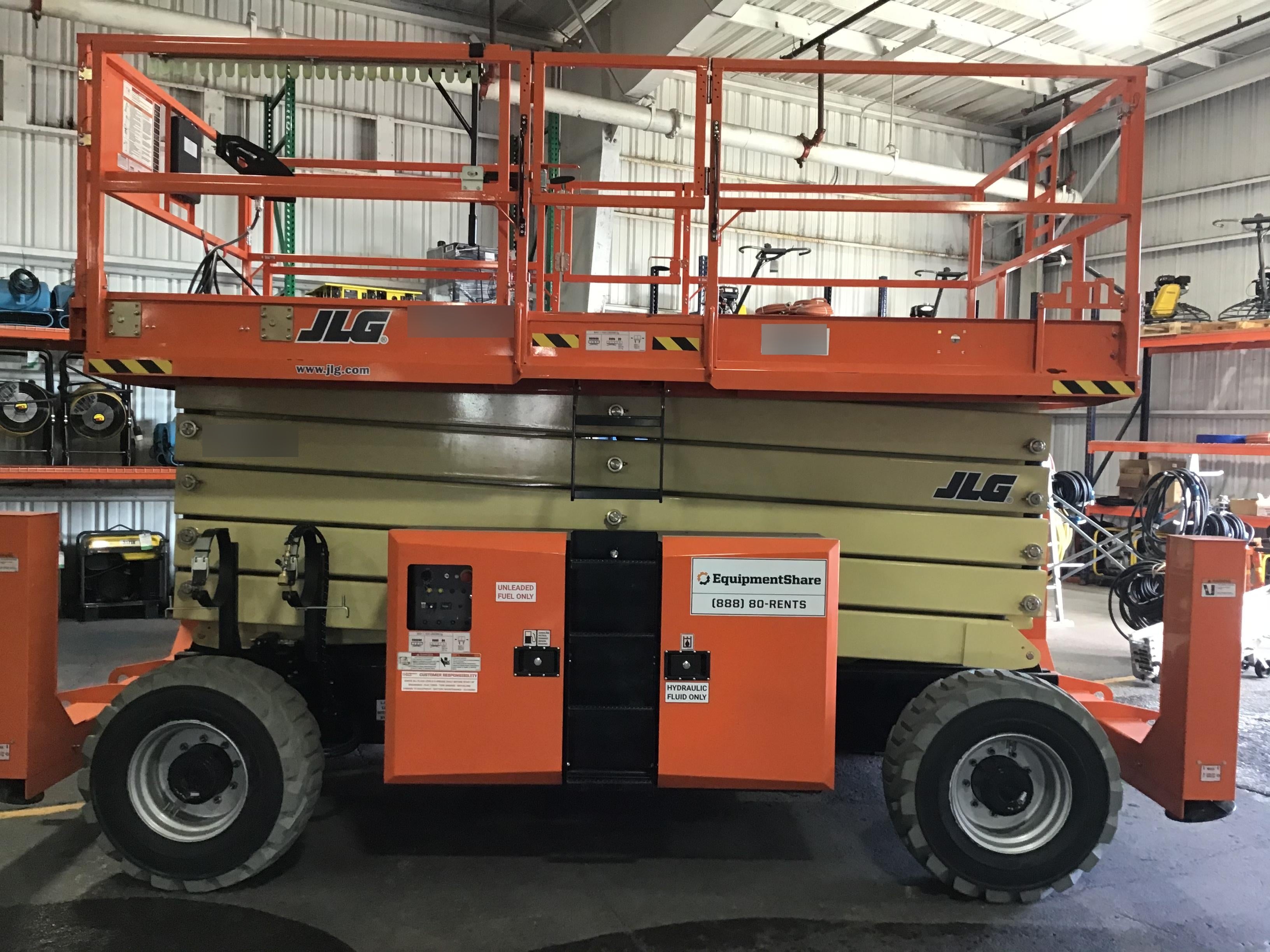 2020 JLG 530LRT