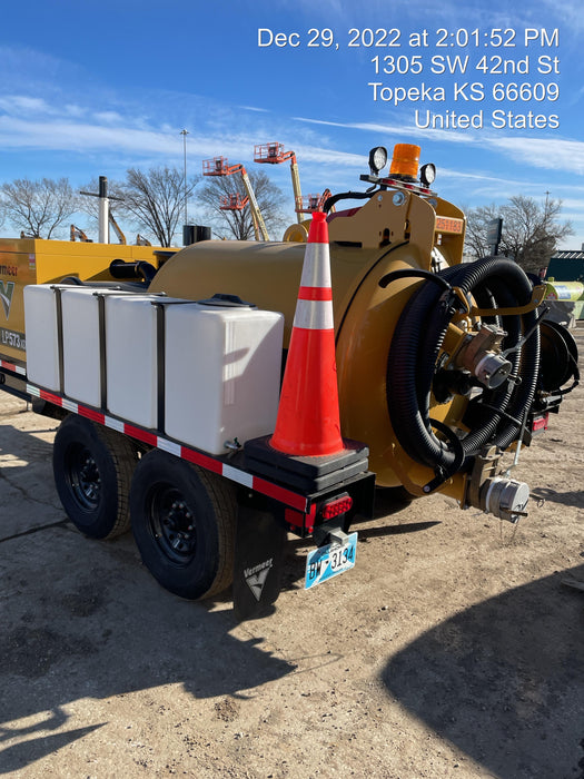 2022 Vac-Tron LP573XDT T4 Koehler Diesel Engine, 500 Gallon Debris Tank, x2 100 Gallon Water Tanks