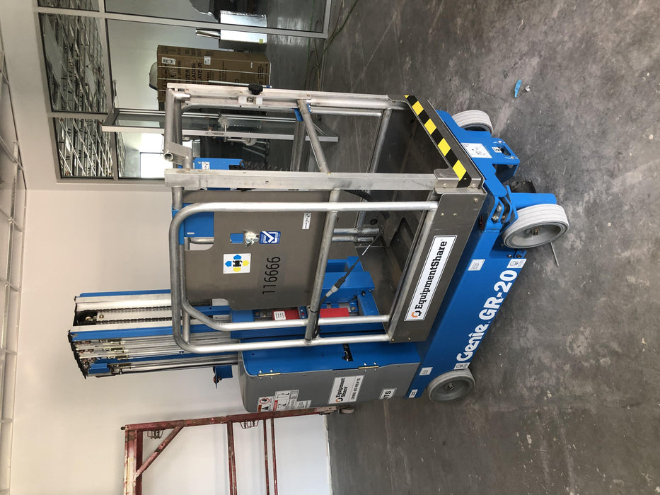 2020 GENIE GR-20