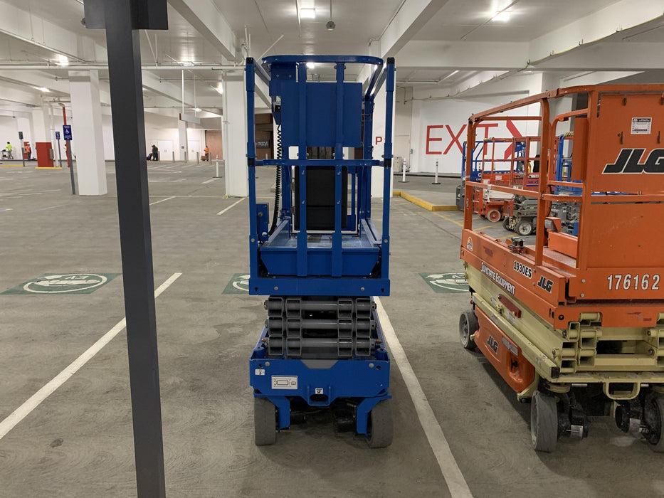 2020 Genie GS-1930 Solid Non Marking Tires, Beacon, Folding rails with half height swing gate, 800W Inverter