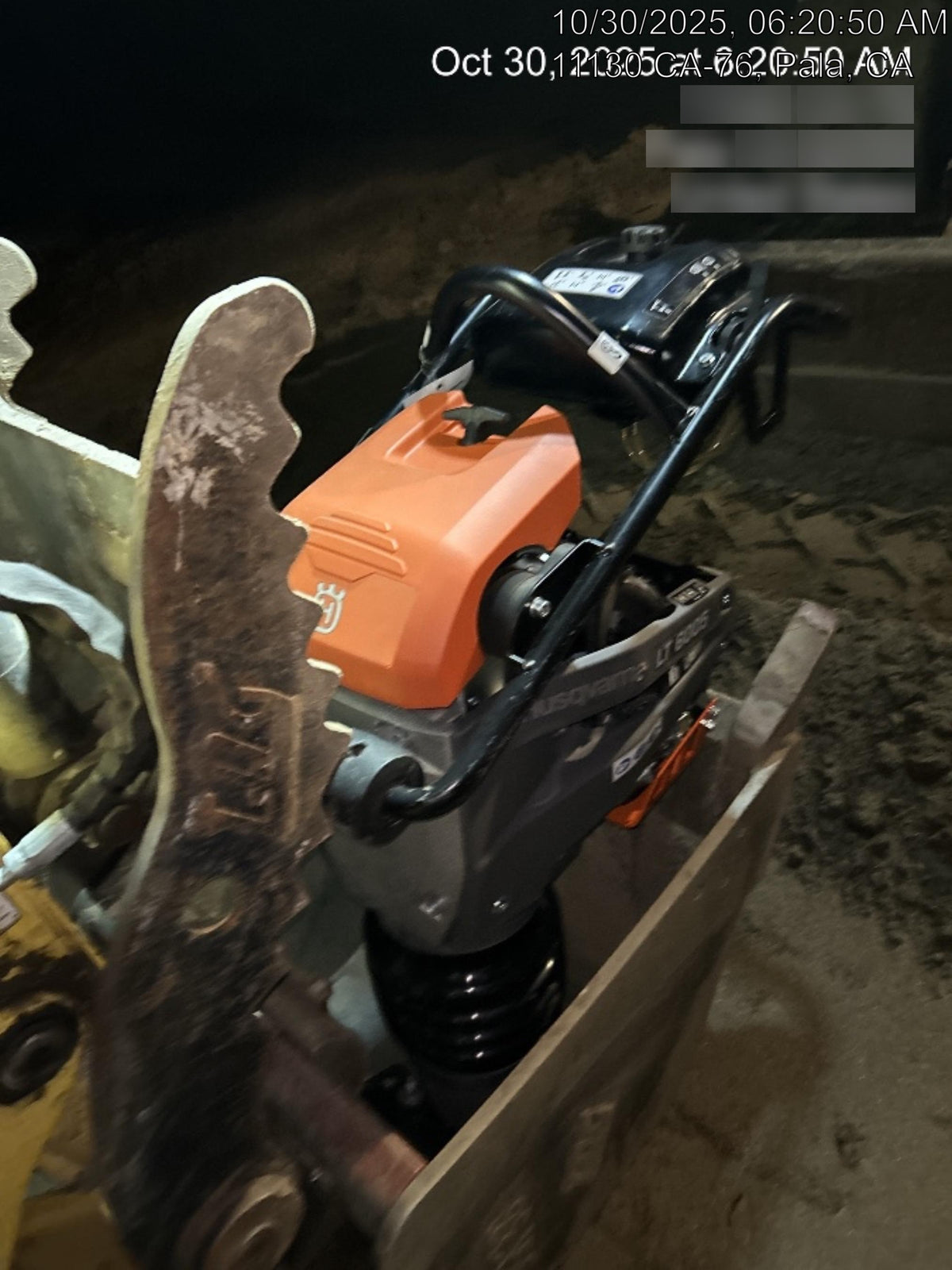 2025 HUSQVARNA LT6005
