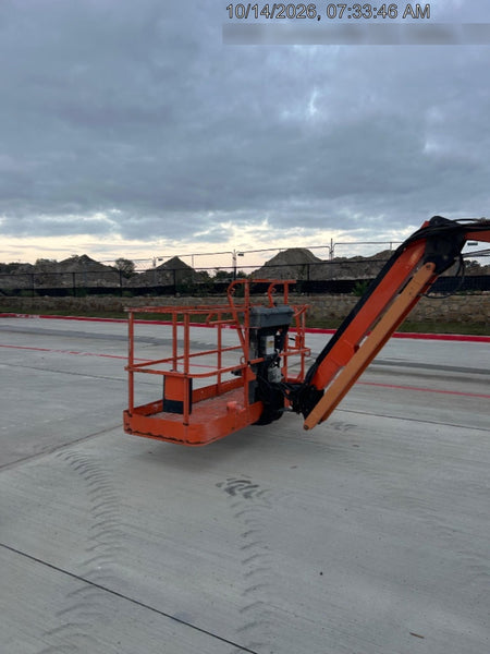 2016 JLG 660SJ