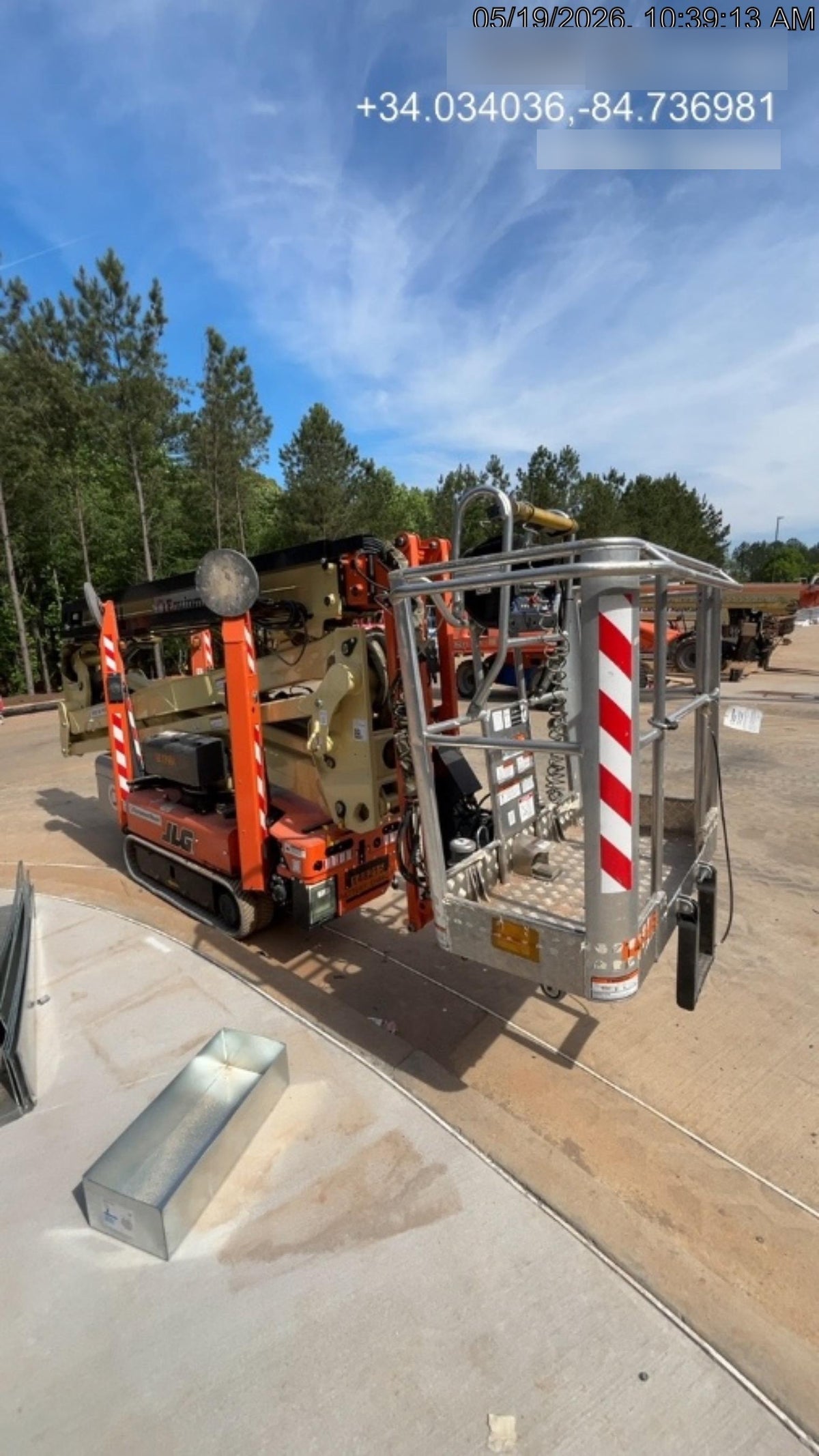 2021 JLG X600AJ