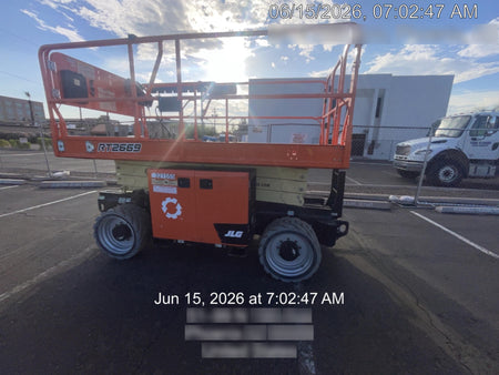 2023 JLG RT2669
