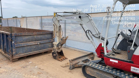 2023 TAKEUCHI TB235-2R