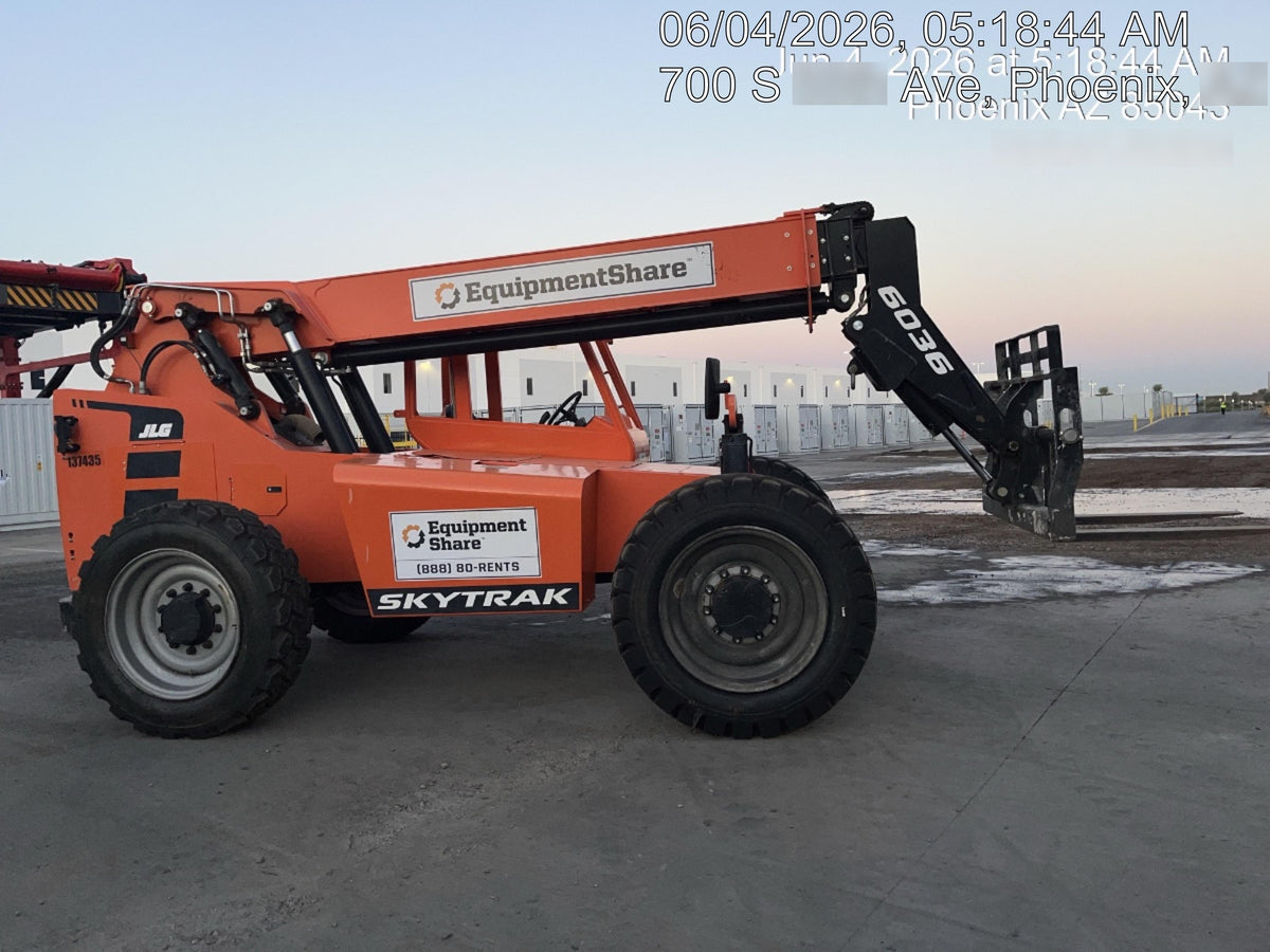 2021 JLG 6036