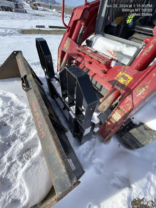 2022 TAKEUCHI 48" Pallet Forks - Takeuchi