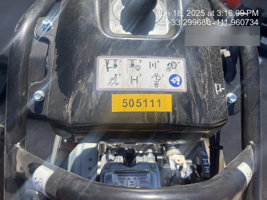 2018 Genie GS-3232 Genie GS-3232 w/Folding rails, Half height swing gate