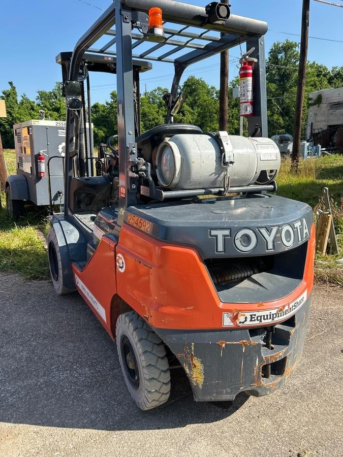 2022 TOYOTA 50-8FGU25