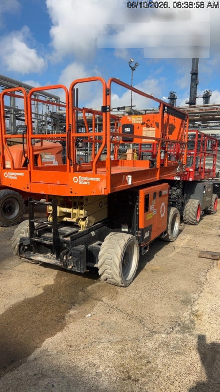 2022 JLG RT2669