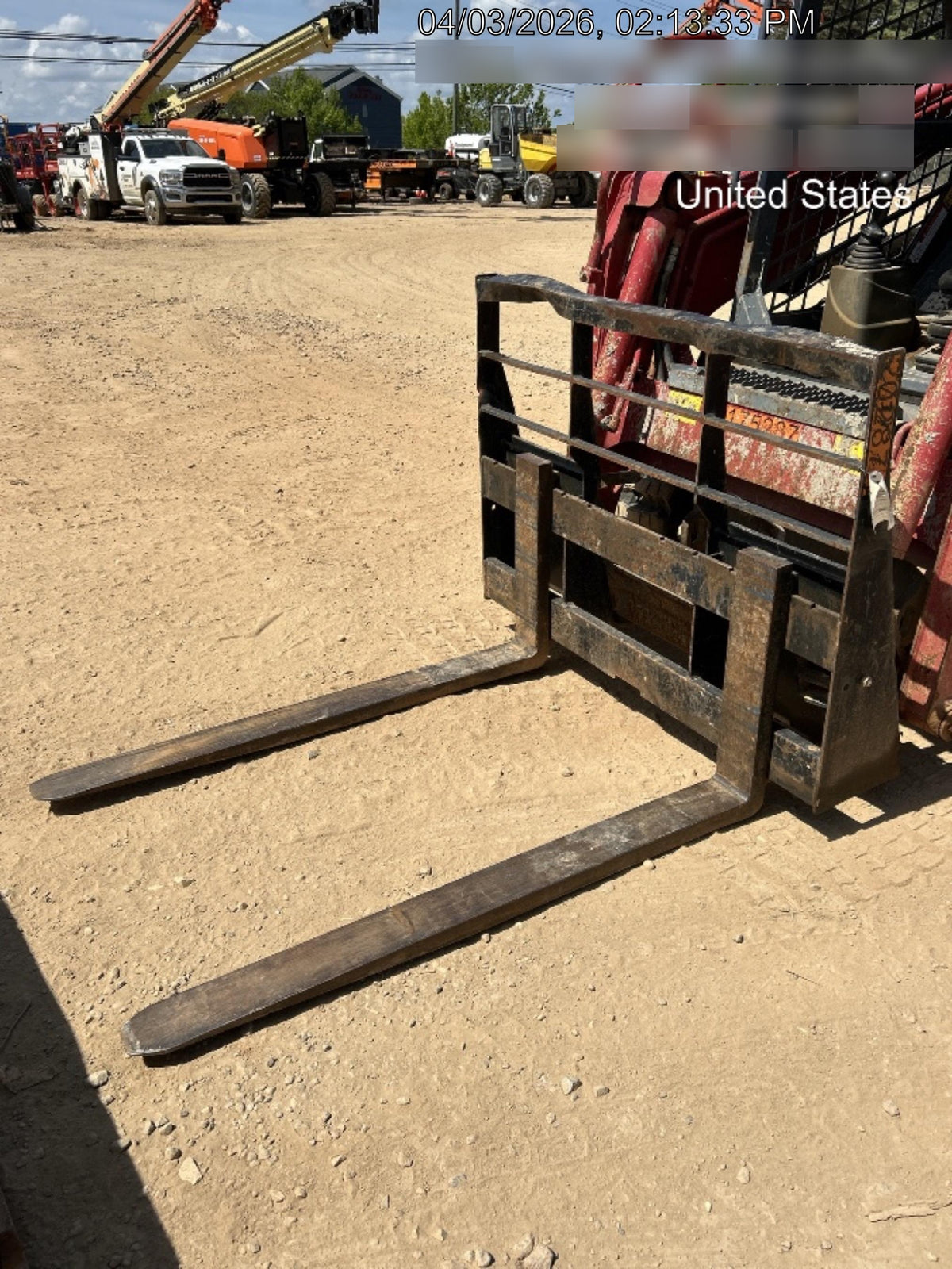 2022 ARROW MATERIAL HANDLING 60" Pallet Forks - Arrow