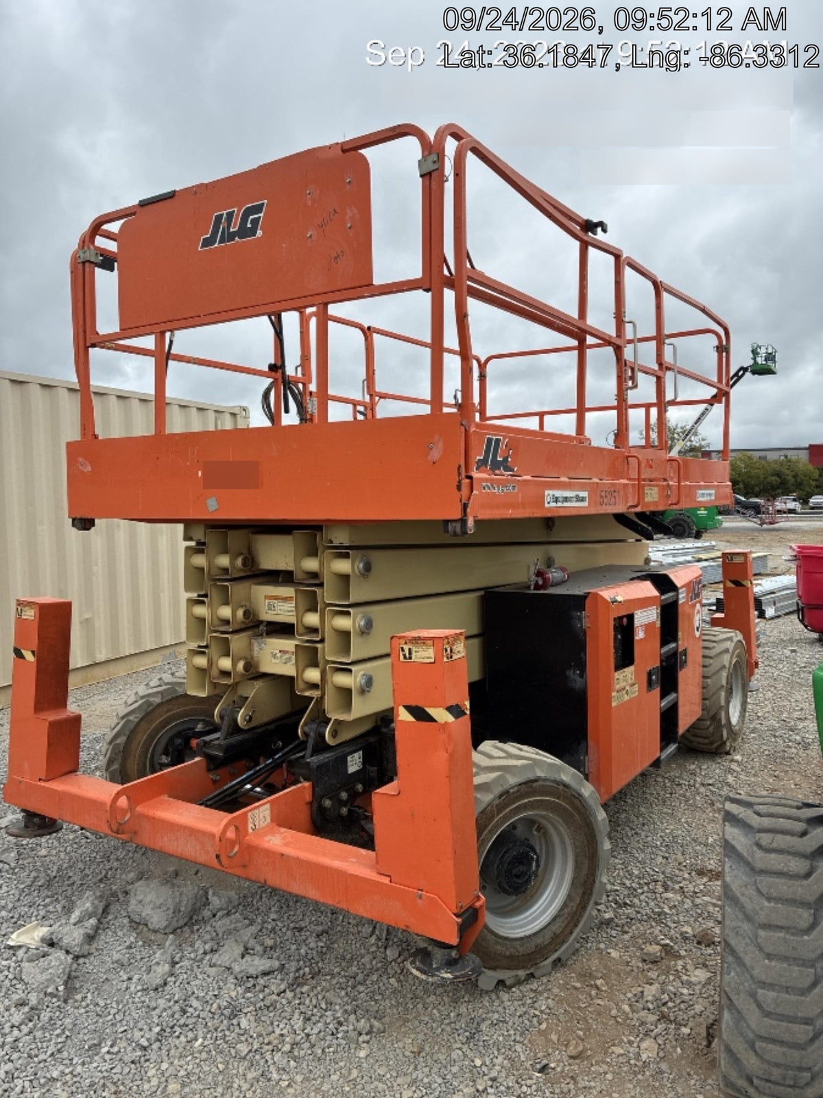 2020 JLG 430LRT