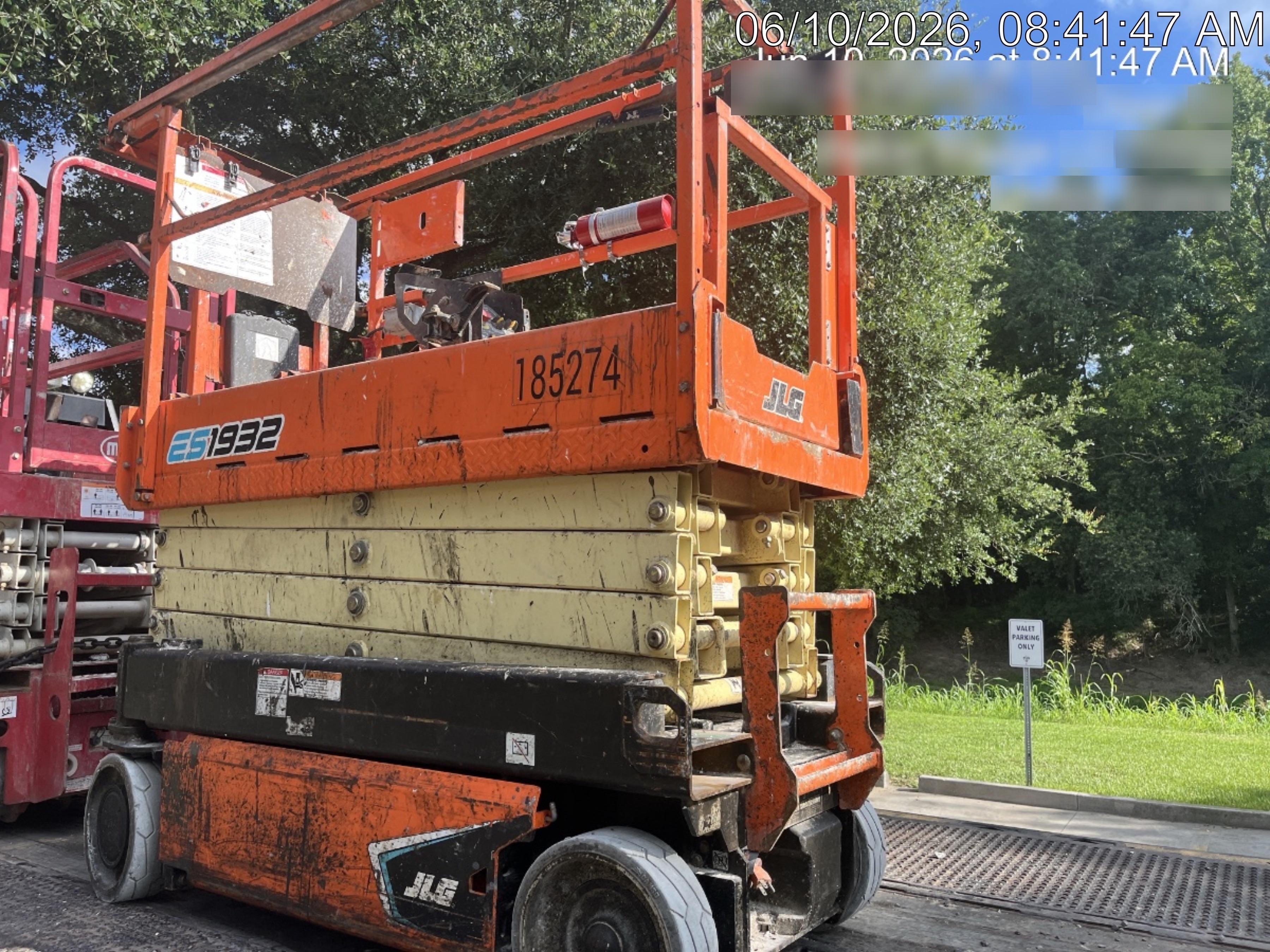 2021 JLG ES1932