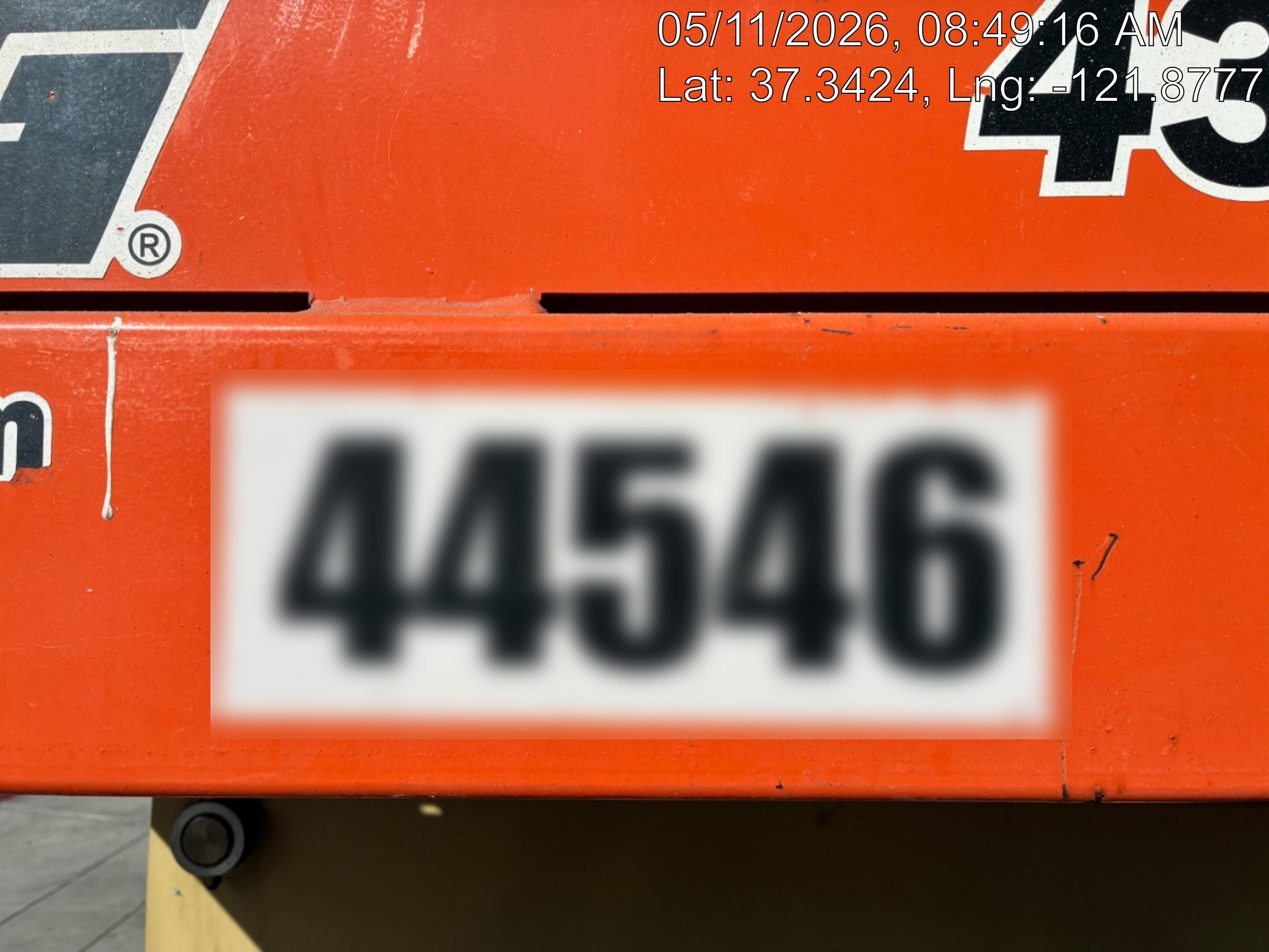 2019 JLG 430LRT