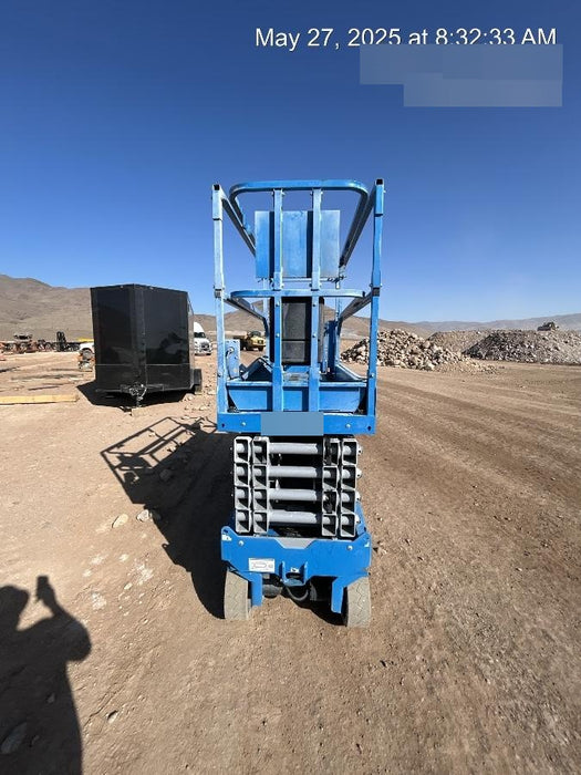 2020 Genie GS-3232 Standard, Folding half height swing gate, 800W Inverter