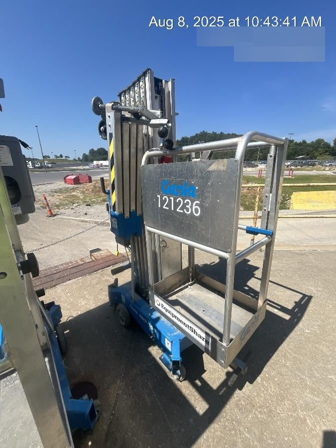 2020 GENIE AWP-30S