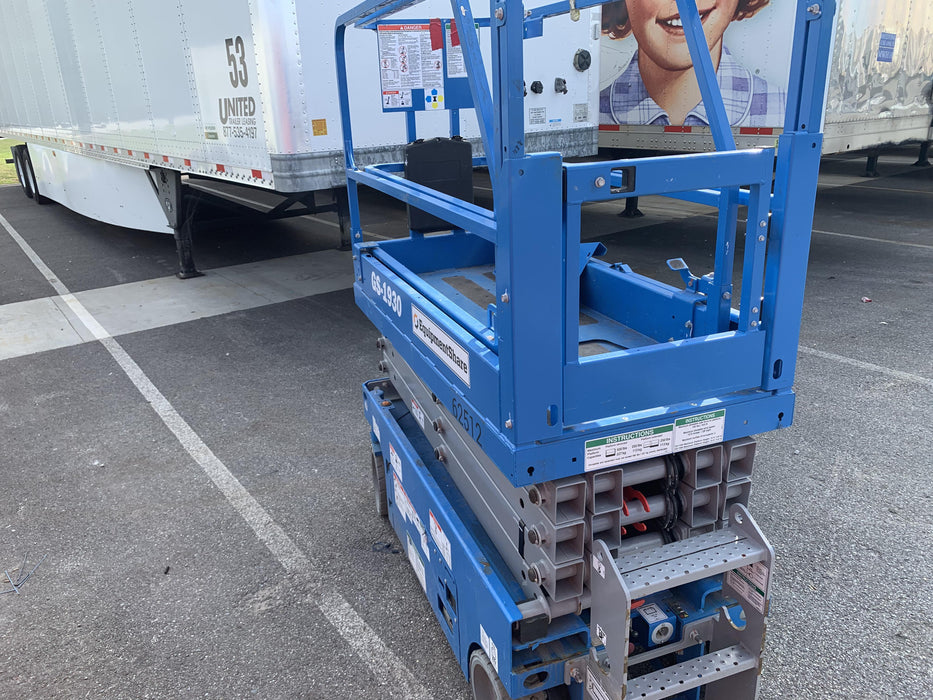 2020 Genie GS-1930 Solid Non Marking Tires, Beacon, Folding rails with half height swing gate