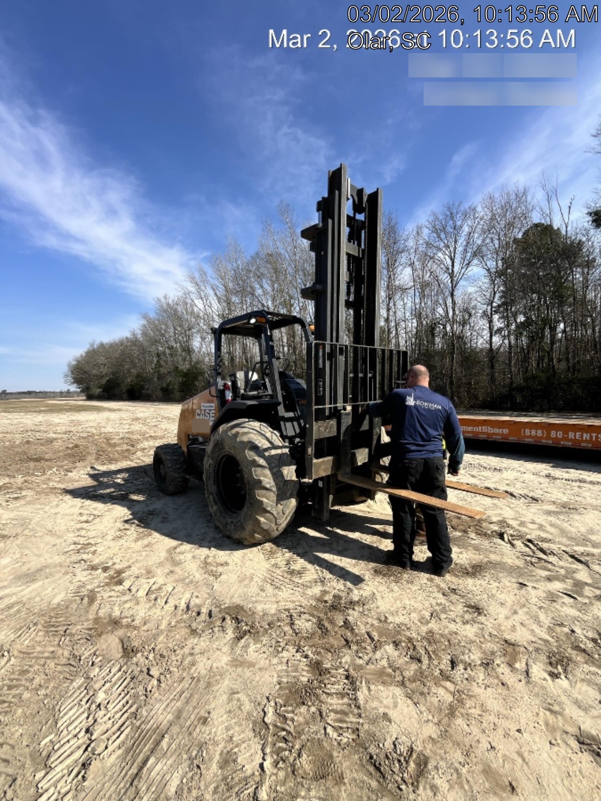 2023 CASE 588H