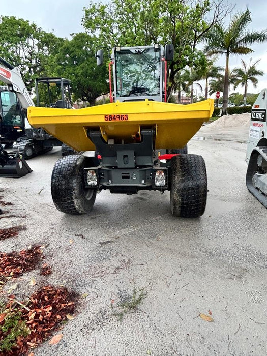 2025 WACKER NEUSON DW311 Cab Turf Tires