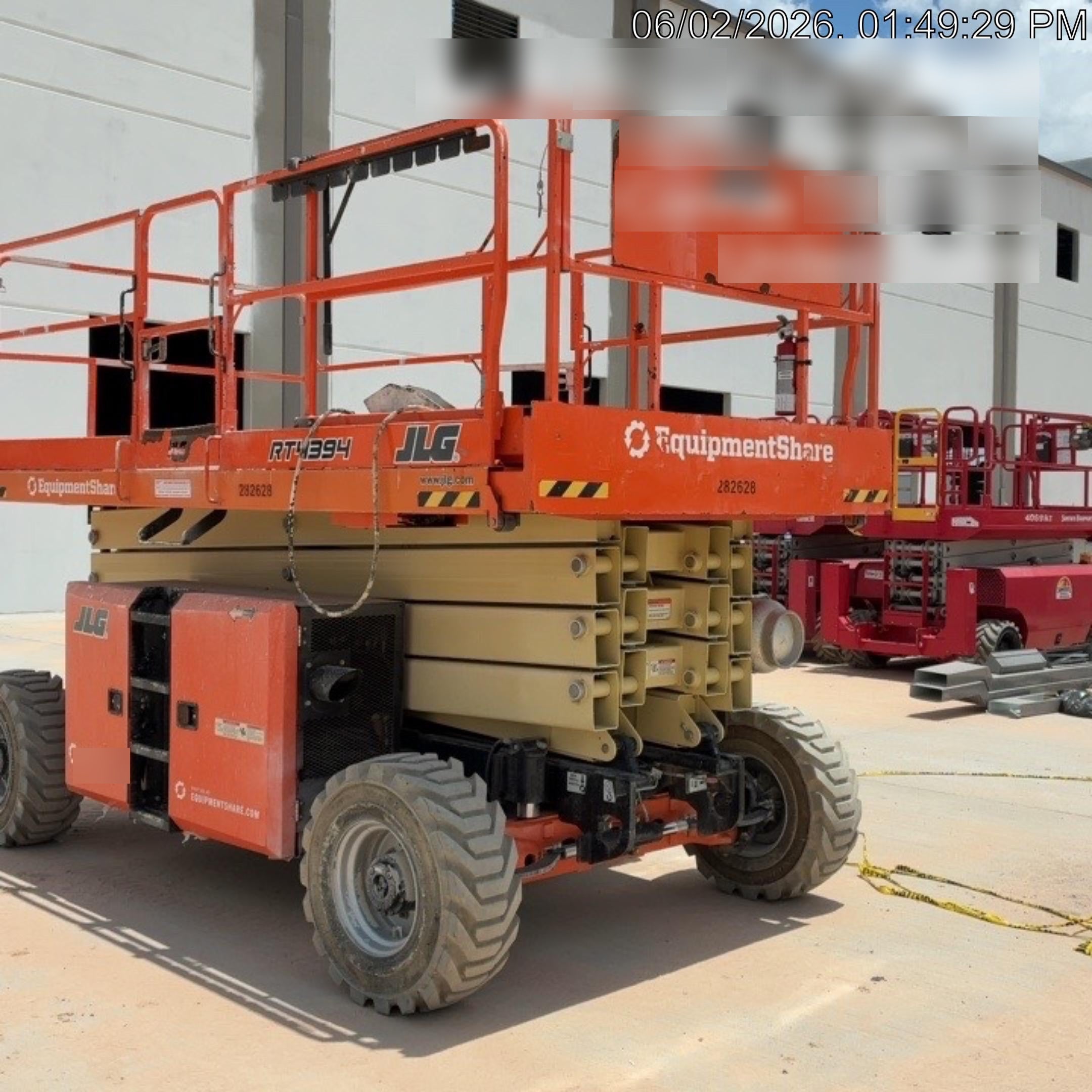 2022 JLG RT4394
