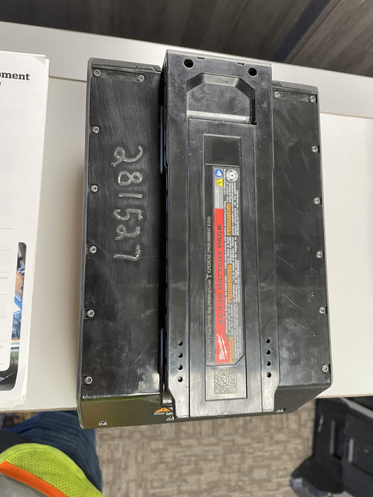 2021 MILWAUKEE MXF041-1XC