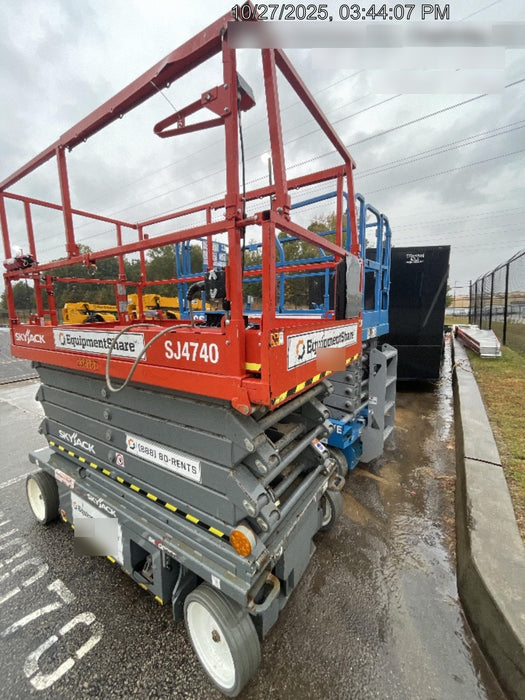 2022 SKYJACK SJ4740