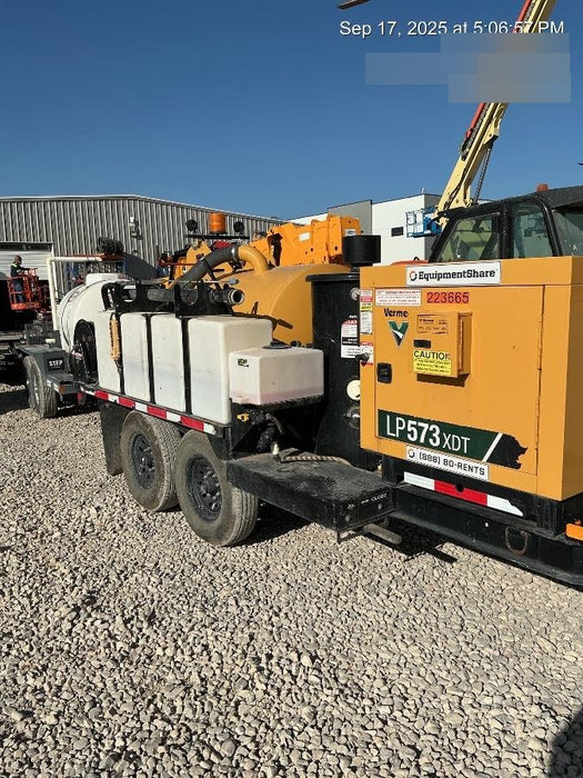 2023 Vac-Tron LP573XDT T4 Koehler Diesel Engine, 500 Gallon Debris Tank, x2 100 Gallon Water Tanks