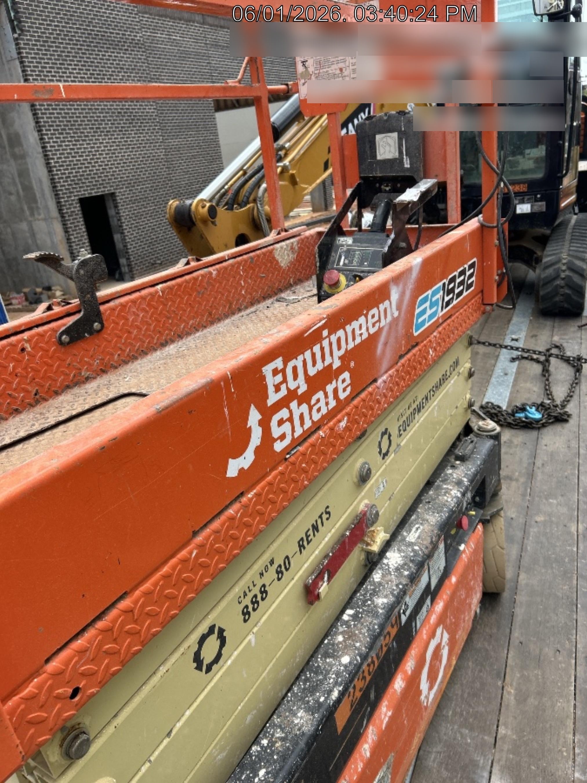 2022 JLG ES1932