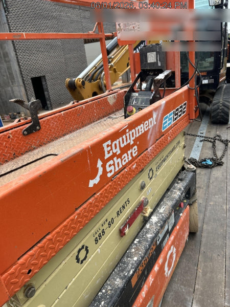 2022 JLG ES1932