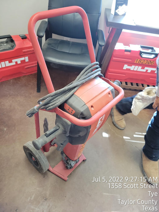 2021 HILTI TE 3000-AVR